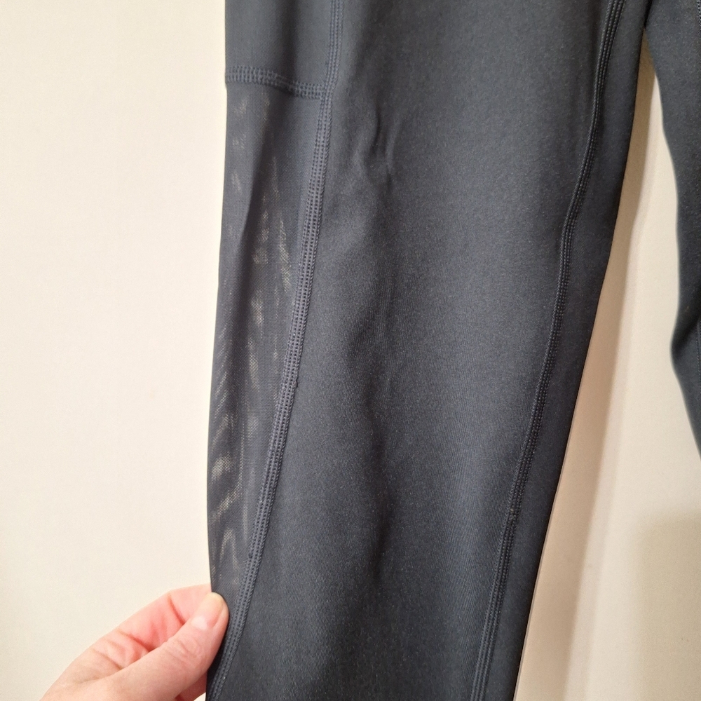 ​Aerie OFFLINE Goals 7/8 High Waisted Mesh Pocket Leggings Black Medium - Picture 4 of 11